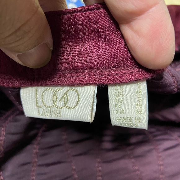 U- Maroon Textured Velvet V-Neck Cardigan - Picture 6 of 10